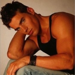 Молодой перень, стройного телосложения, с опытом ищу девушку в Ижевске Молодой перень, стройного телосложения, с опытом ищу девушку в Ижевске