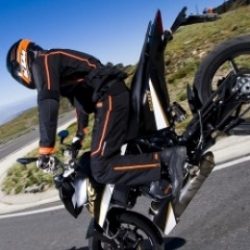 Парень из Москвы. Ищу подругу для соместных ночей в объятиях друг друга Парень из Москвы. Ищу подругу для соместных ночей в объятиях друг друга